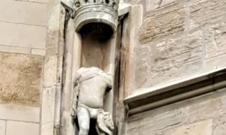Biserica Sfântul Mihail din Cluj şi legendele „statuii fără cap”