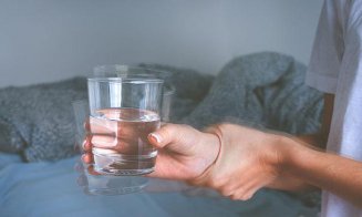 Zeci de mii de români sunt diagnosticaţi cu Parkinson, iar numărul se va dubla până în 2030. Boala are peste 40 de simptome