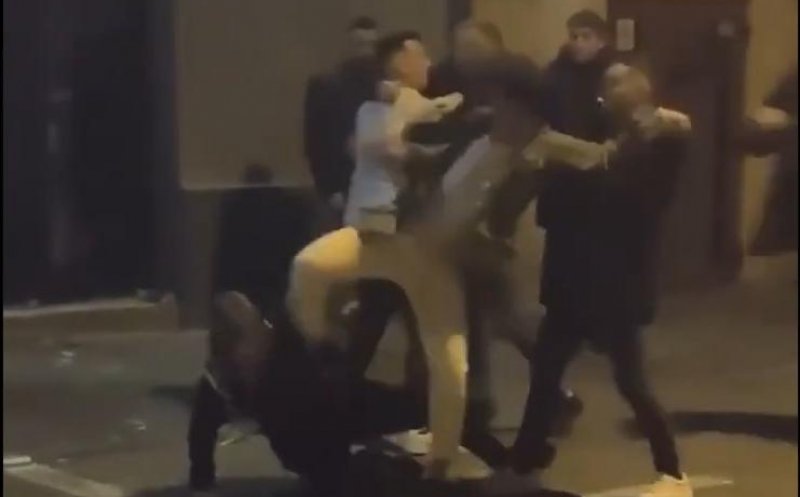 Bătaie ca-n filme pe o stradă din Cluj-Napoca în noaptea de Înviere
