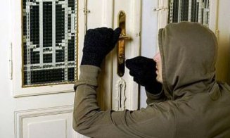 Jaf în noaptea de Înviere la o casă parohială din Cluj. Hoții au furat bijuterii de mii de lei