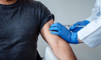 Vaccinarea împotriva HPV ar urma să fie extinsă și la băieţi. Ce spune Rafila