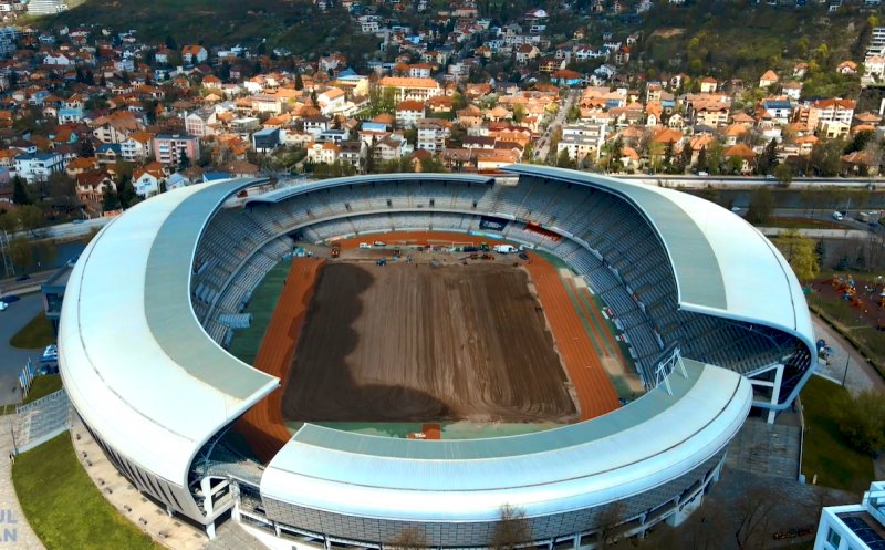 VIDEO de pe șantierul Cluj Arena. Se montează noul gazon