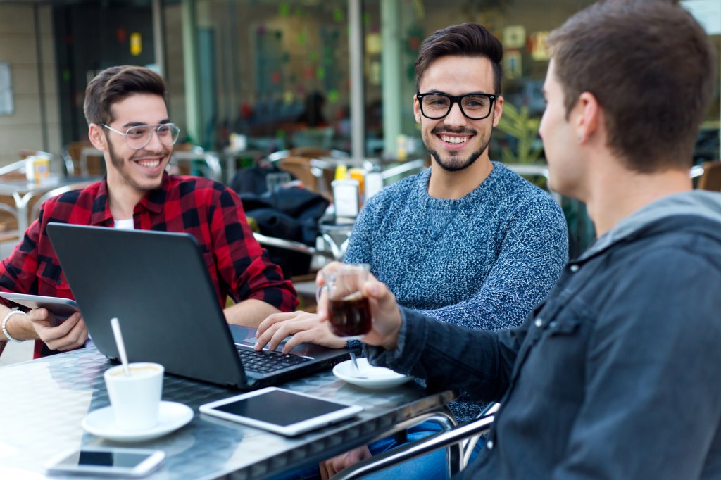 Revoluția start-up-urilor în România cu afaceriști de la 16 ani: „Este necesar un asfel de program național”