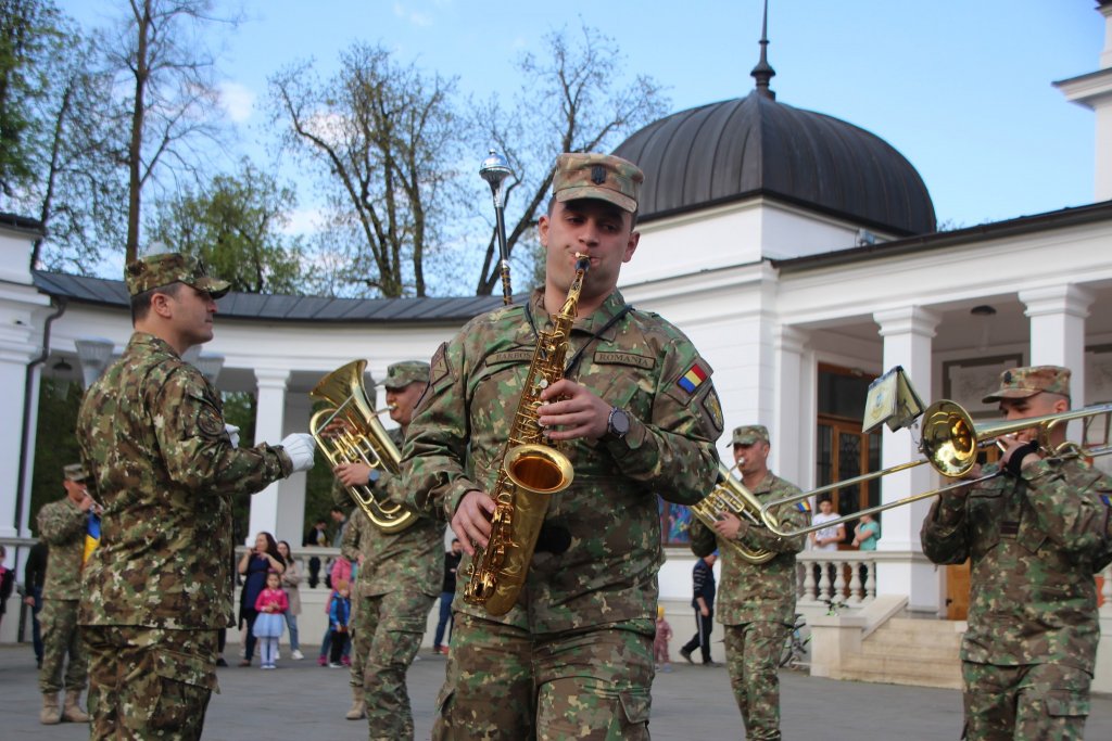 Concert de fanfară, în parcul Central din Cluj-Napoca! Cei mai fericiți au fost copiii