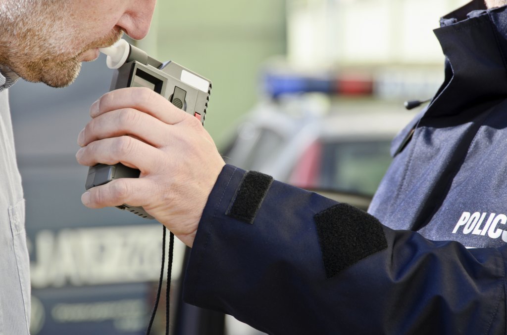 Paznic prins beat în timpul serviciului în județul Cluj. Avea alcolemie de peste 1 mg./l