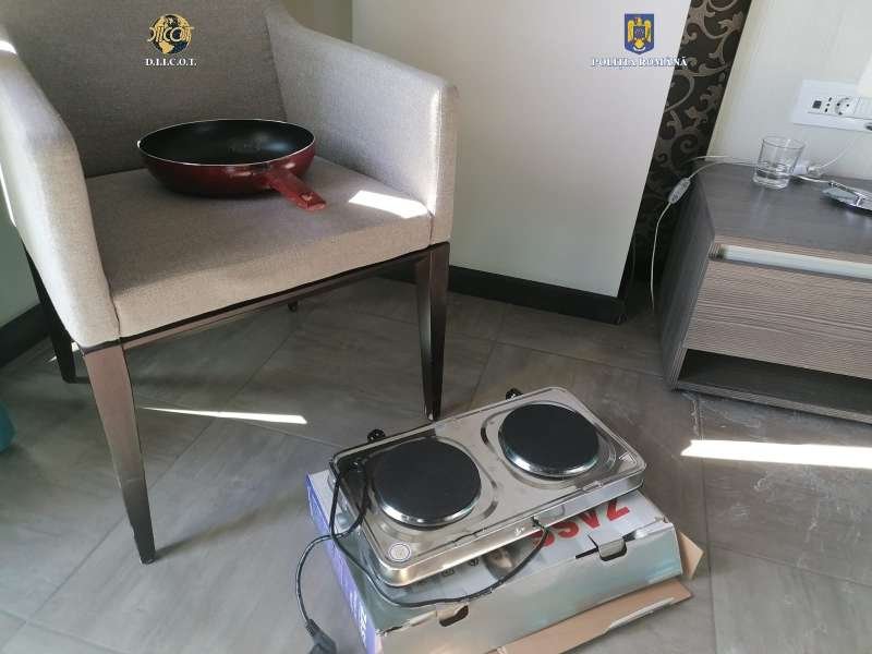 Ziua și drogurile pe litoral. Un strâin a fost reținut după ce a fost prins că vinde ketamină în Mamaia