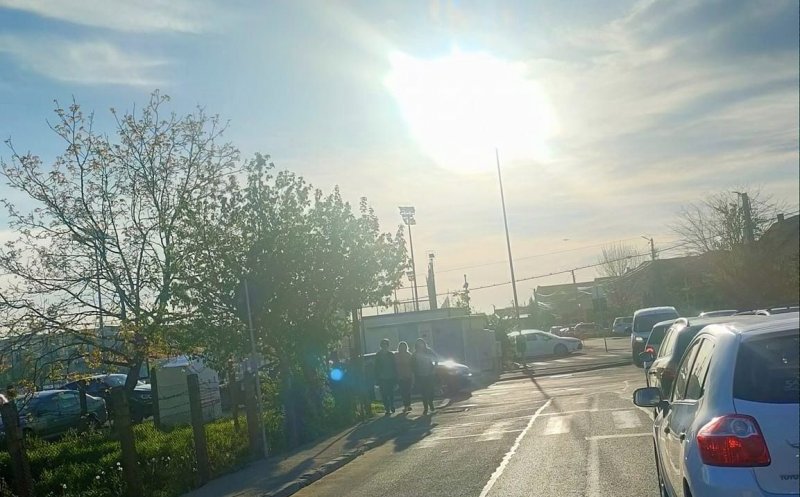 Alte coloane, fentate pe contrasens / "Nu sunt atâția polițiști, câte intersecții şi tupeiști pe traseu"