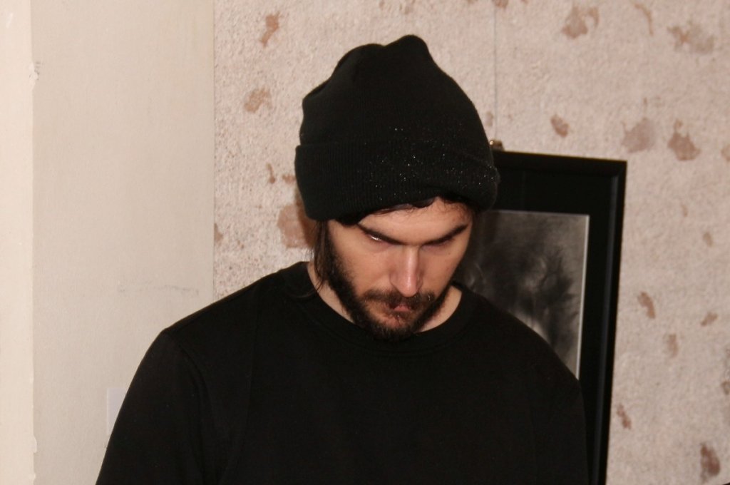 Se mai poate face artă în România? Absolvent de Cluj: "Cel mai provocator pentru un tânăr artist în România este să nu moară de foame"