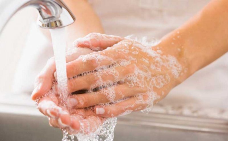 Spălatul pe mâini previne aproximativ 30% din afecţiunile diareice şi 20% din infecţiile respiratorii