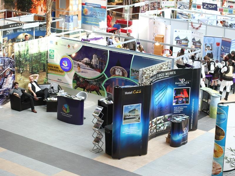 Firmele de turism care promovează România la târguri vor avea cheltuieli decontate de stat