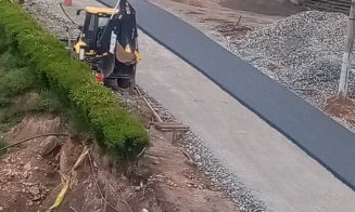 A început turnarea asfaltului pe strada Dragalina! Când se va redeschide traficul