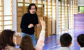 Danileț: Ar trebui stabilit rolul dirigintelui unei clase/ Să se accepte că discuţiile sunt mai importante decât disciplinarea şi pedepsirea
