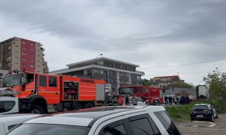 INCENDIU în zona Tăietura Turcului. Fumul, vizibil în tot orașul