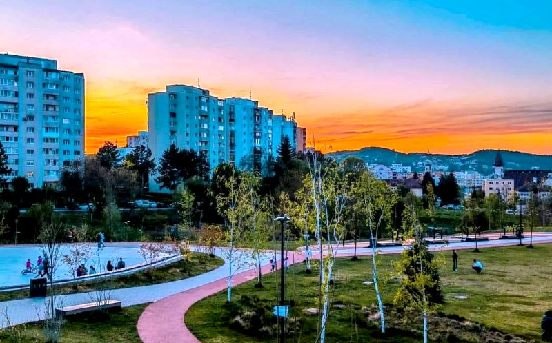 Apus de soare spectaculos în Mănăştur