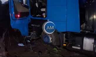 O studentă la UBB Cluj a murit într-un accident cumplit. Depășire pe linia continuă, impact cu un TIR și 3 vieți de 18, 19 și 22 de ani, spulberate