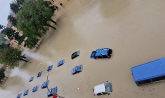 INUNDAȚII catastrofale în Italia: 9 morți și peste 1.000 de oameni evacuați