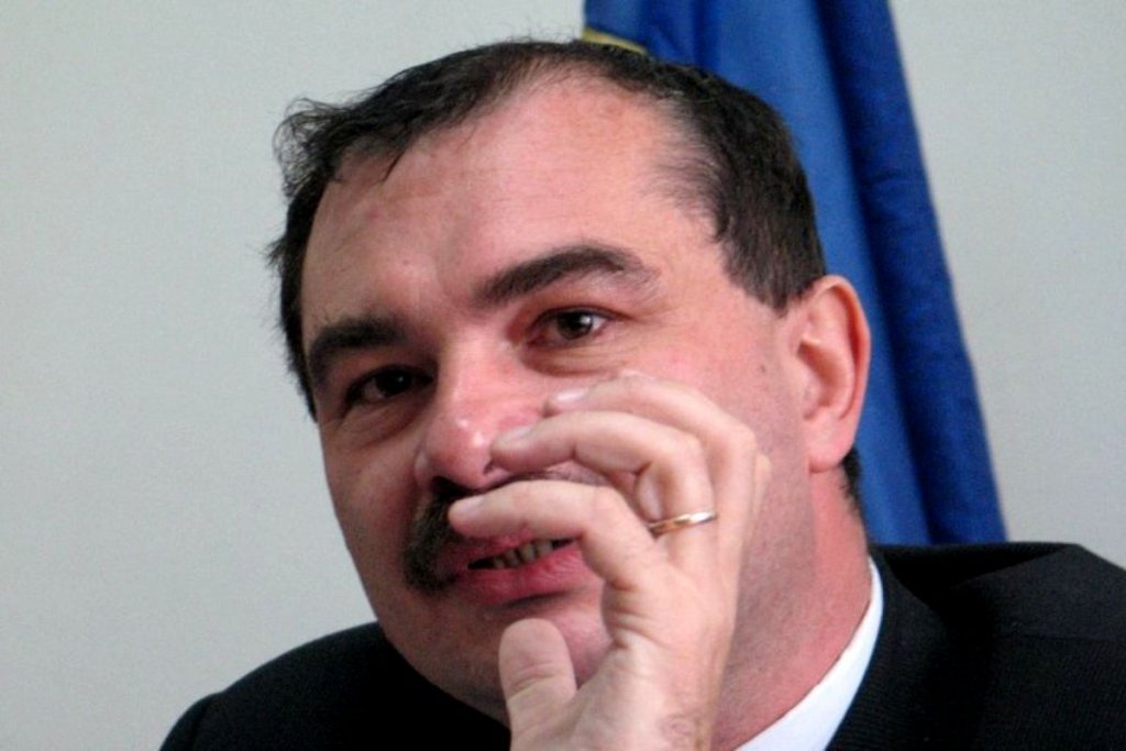 Miclea: Susțin clar mărirea substanțială a salariilor profesorilor, dar salarizarea să fie diferențiată în funcție de prestația didactică
