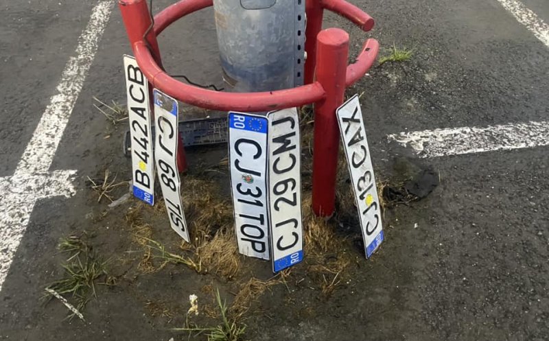Monumentul numerelor căzute în ”Lacul Polus”, la potopul din Cluj-Napoca