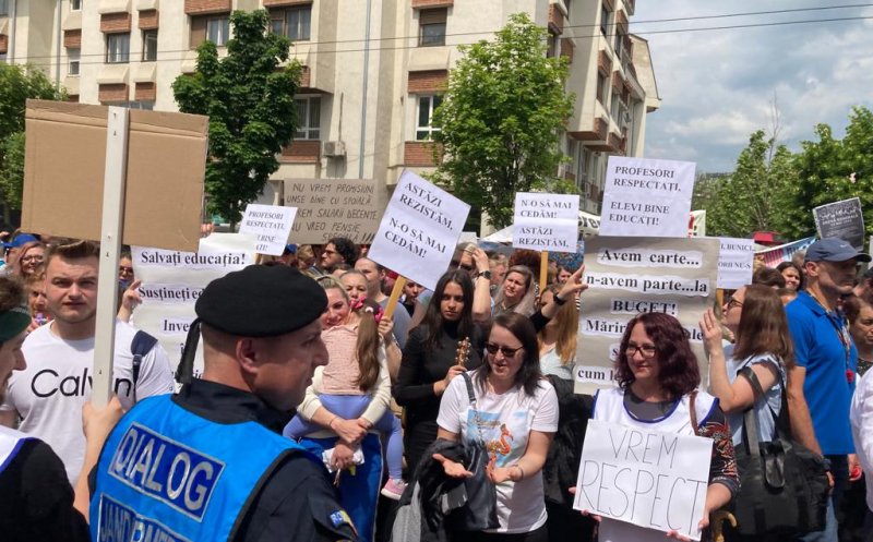 Guvernul a invitat sindicatele din Educaţie la o nouă rundă de negocieri