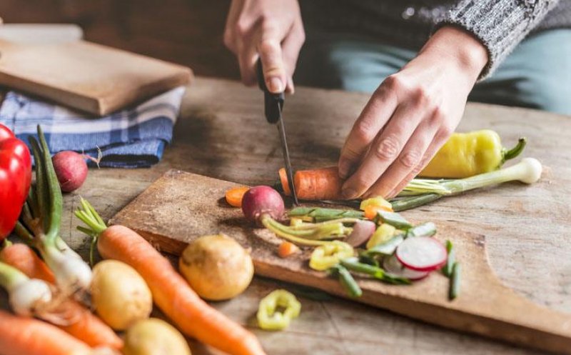 Dieta longevității. Ce să mănânci pentru a câştiga 10 ani de viaţă sănătoasă
