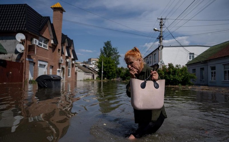 Biologi români, după bombardarea barajului din Ucraina: Urmează un DEZASTRU ECOLOGIC în Marea Neagră / Ministrul Mediului: Puțin probabil
