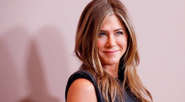 Ce conține salata preferată a actrițeiJennifer Aniston. Vedeta a dezvăluit și cum face sport