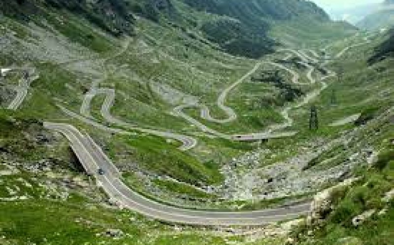 Se redeschide Transalpina! Ce trebuie să știi dacă vrei să pleci într-o excursie