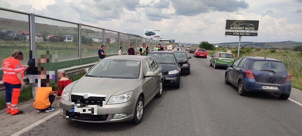 Accident grav cu 4 mașini implicate la Apahida