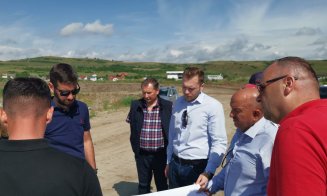Continuă lucrările la devierea Someșului Mic în zona aeroportului, necesare pentru prelungirea pistei pentru zboruri transatlantice