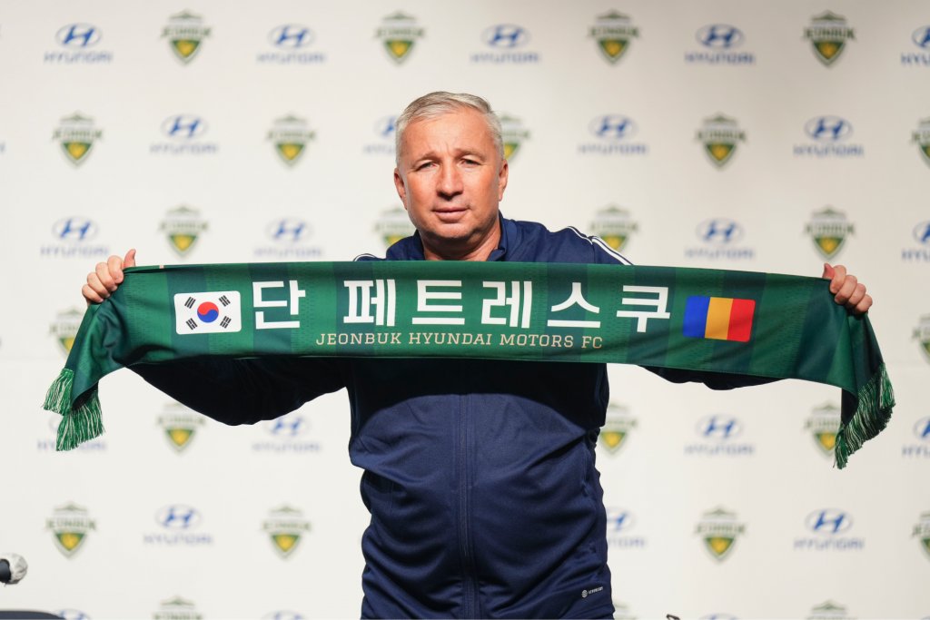 Dan Petrescu, prezentat oficial la Jeonbuk. Cine l-a însoțit pe antrenor în Coreea de Sud
