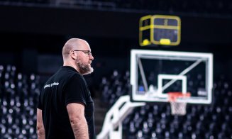 Antrenorul U BT Cluj merge la cursuri
