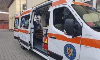 Incident la Evaluare Națională. Un elev a fost luat cu Salvarea din sala de examen