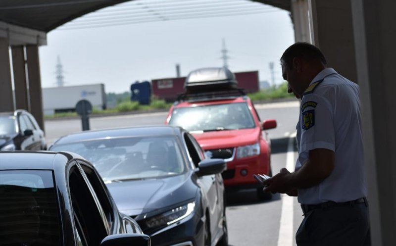 Vacanță în străinătate? De ce acte ai nevoie când ieși din România dacă mașina pe care o conduci nu e a ta
