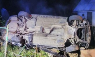 Tânăr de 19 ani, mort după ce s-a răsturnat cu maşina. Avea permis de doar patru luni