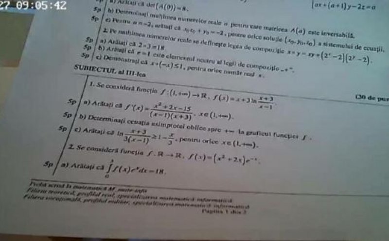 Scandal după ce subiectele de la Matematică au apărut în timp real în online. Fotografiile par a fi făcute cu camere ascunse