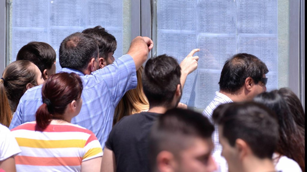 REZULTATE EVALUARE NAȚIONALĂ 2023. Vezi notele și media după ce ai introdus codul