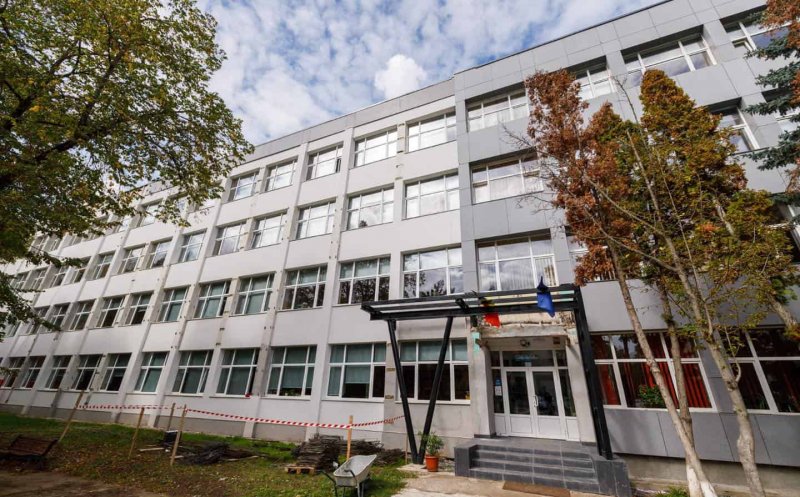 Trei școli noi la început de an școlar la Cluj-Napoca, cu protecție la radon. Boc: ''Construim în continuare și creșe''