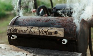 Cătunu' lui Victor, locaţie de vacanţă cu căsuţe vechi de peste 100 de ani