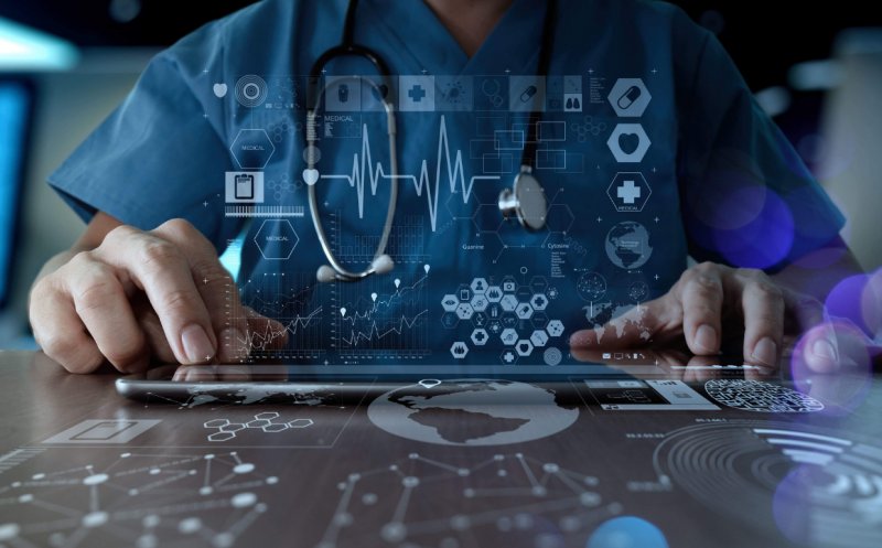 PREMIERĂ: A fost creat primul medicament de către inteligența artificială