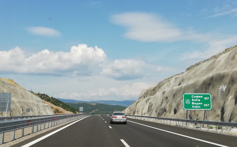 Atenție dacă aveți drum prin Bulgaria! S-au schimbat taxele de drum
