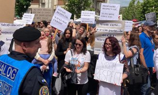 Profesor din Cluj-Napoca: De ce au eșuat protestele profesorilor din Ungaria, iar cele din România au avut succes