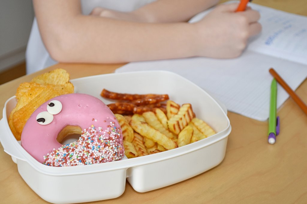 Cartofii și zahărul sunt alimentele care s-au scumpit cel mai mult în ultimul an. Ce s-a ieftinit