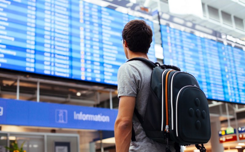 GREVĂ anunțată pe aeroporturi într-o țară frecventată de turiști. Vor fi afectate 1.000 de zboruri