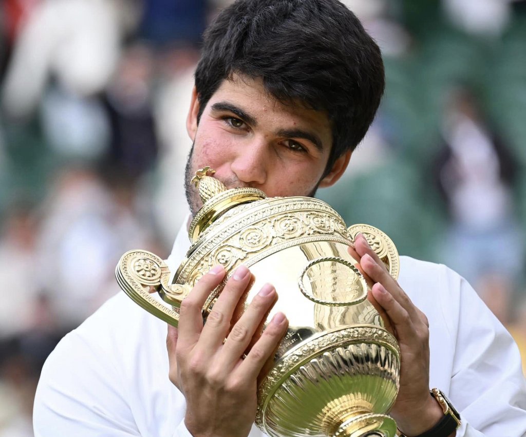 Spaniolul de 20 de ani care l-a învins în finala de la Wimbledon pe Novak Djokovici