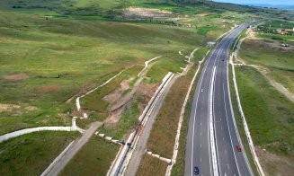Alt episod din telenovela ALUNECĂRILOR DE TEREN de pe Autostrada Sebeş-Turda / CNAIR: "A plouat mult în zonă"