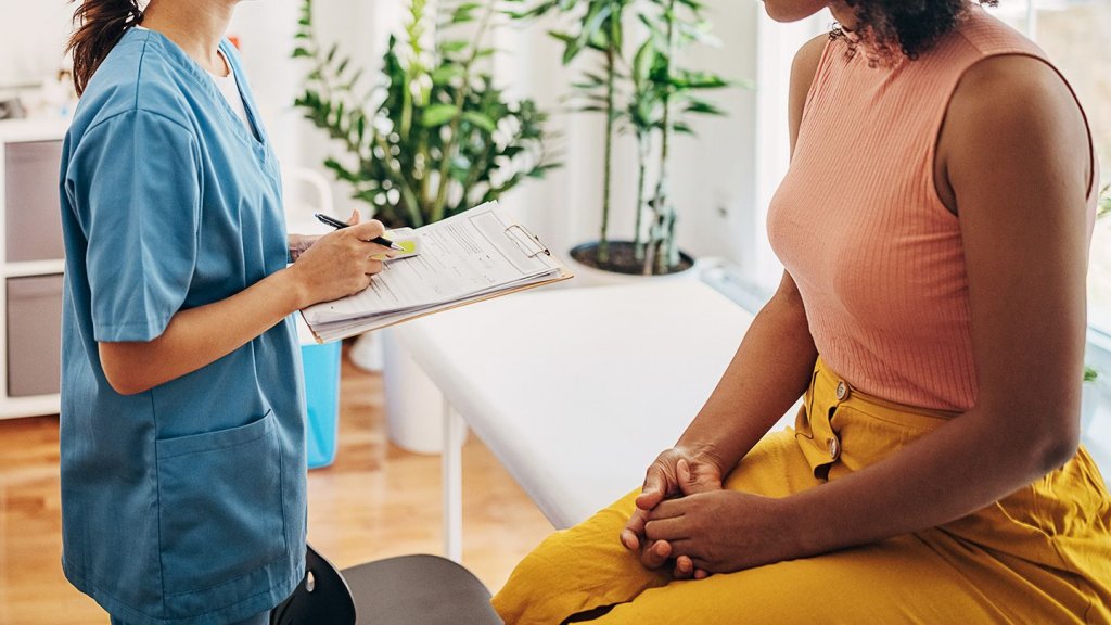 Femeile cu anumite meserii, risc mai mare de cancer. Care sunt job-urile care le-ar putea îmbolnăvi