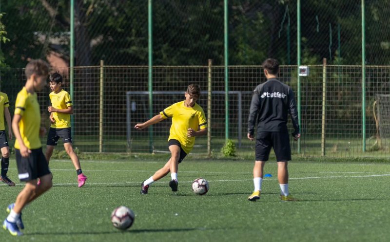 Parteneriat între CFR Cluj și o academie locală de copii