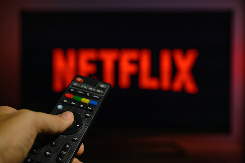 Netflix prosperă în ciuda noii taxe. Câți abonați noi are platforma după ce a introdus plata pentru „partajerea parolei”