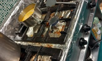 Protecția Consumatorilor a închis temporar restaurantul Casa Engels din Cluj-Napoca