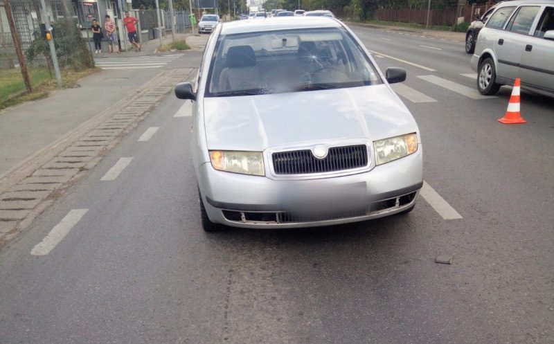 ACCIDENT în Florești! Tânără de 20 de ani, lovită de o mașină / A fost transportată la spital